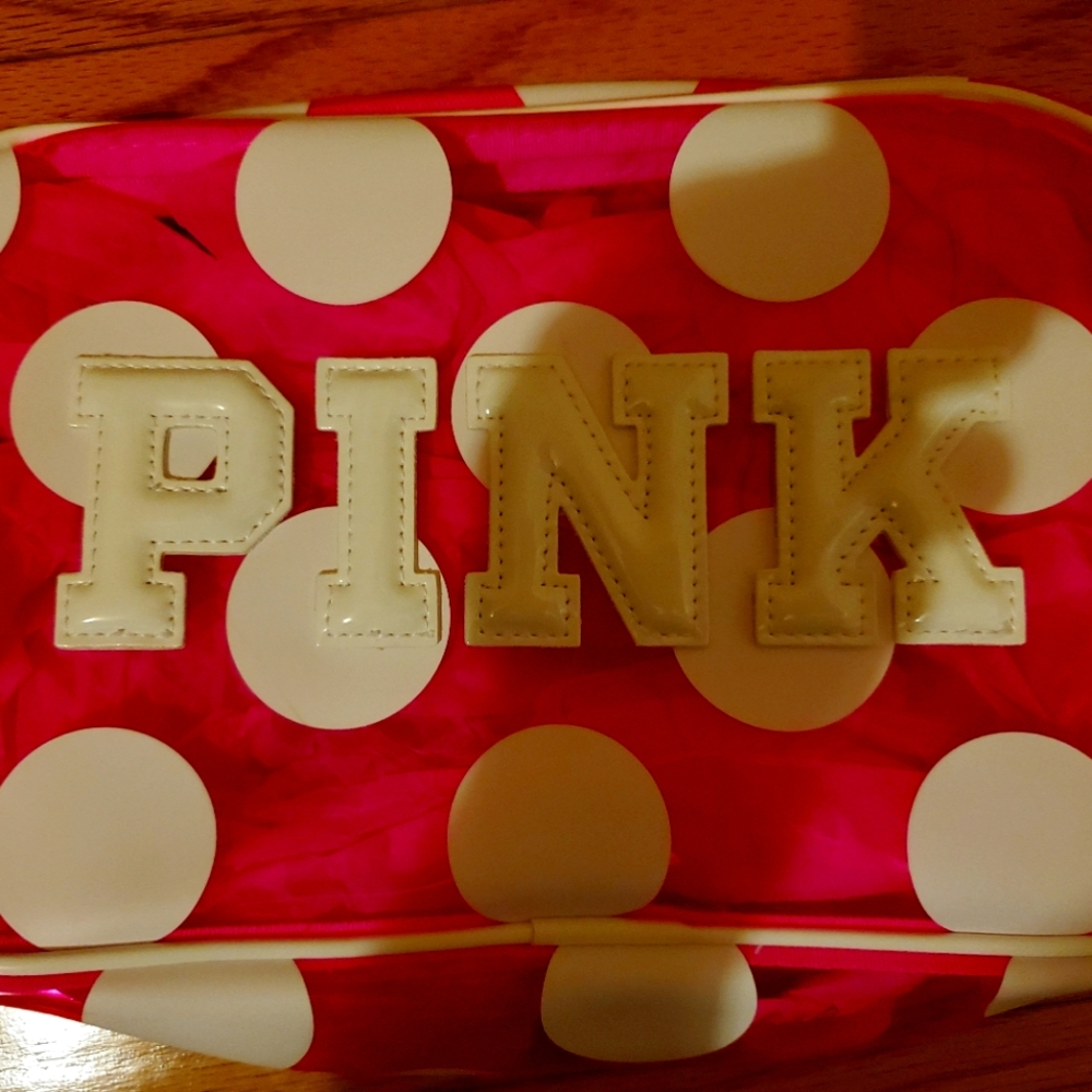 Cosmetic bag